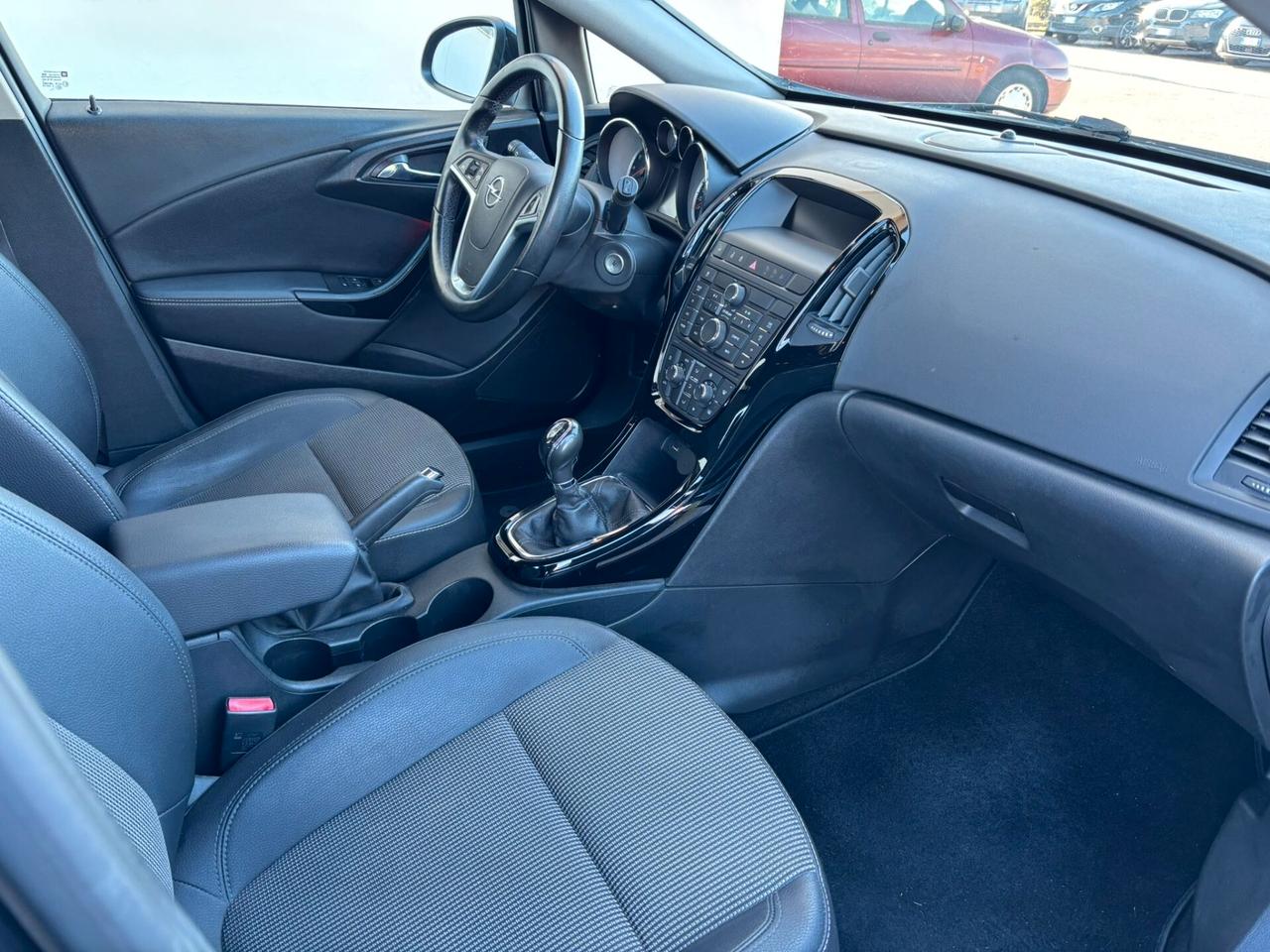 Opel Astra 1.4 Turbo 140CV Sports Tourer GPL Tech Cosmo