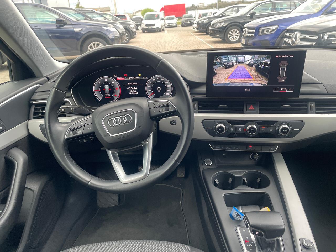 Audi A4 Avant 30 TDI/136 CV S tronic Business