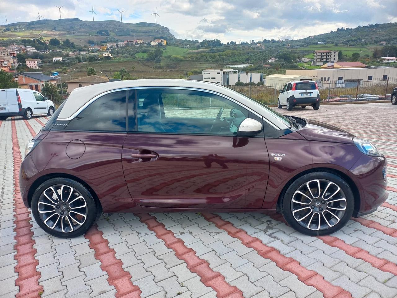 Opel Adam 1.2 70 CV Slam