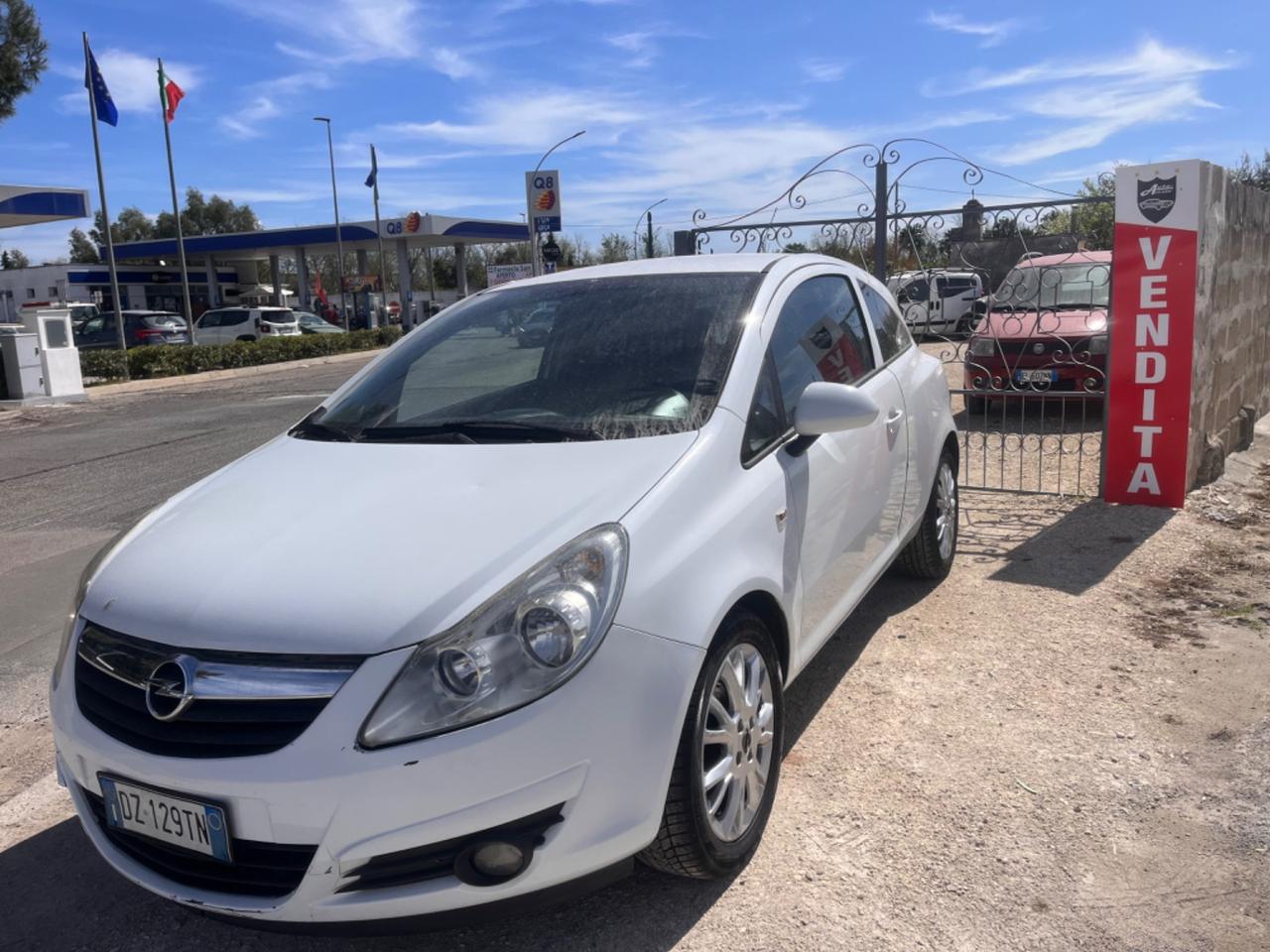 Opel Corsa 1.2 80CV 5 porte GPL-TECH Club