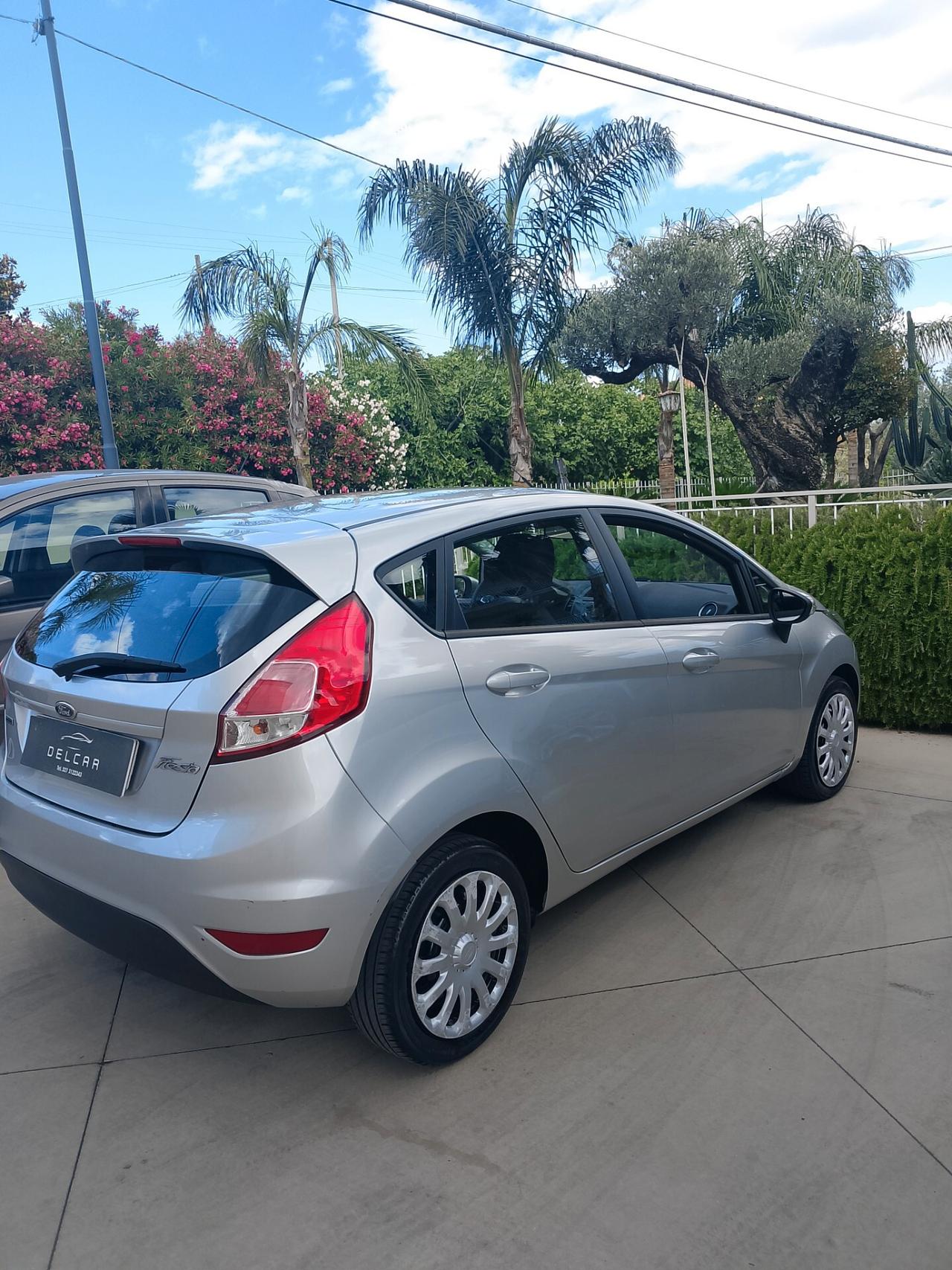 Ford Fiesta 1.5 TDCi 75CV 5 porte