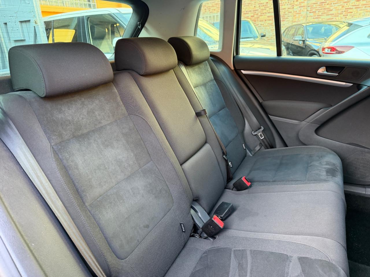 Volkswagen Tiguan 2.0 TDI 140 CV 4MOTION Business Sport & Style