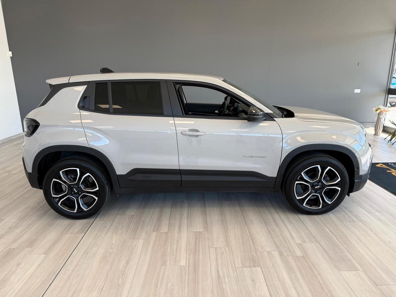 Jeep Avenger 1.2 Turbo 100 CV Summit