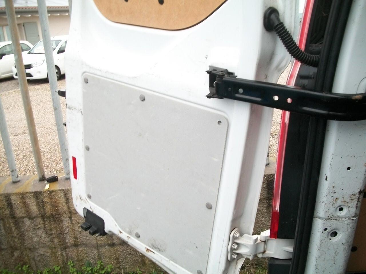 Ford TRANSIT CUSTON IMMAT 8/3/2018 CC 1995 TD N 06 MARCE PORTATA Q 11/25 EURO 06 B KM 181300 GARANZIA UN ANNO