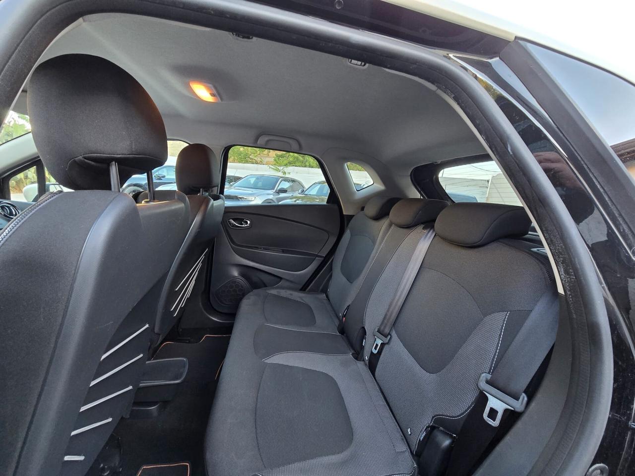 Renault Captur 1.5 dCi Energy R-Link 90 cv - 2014