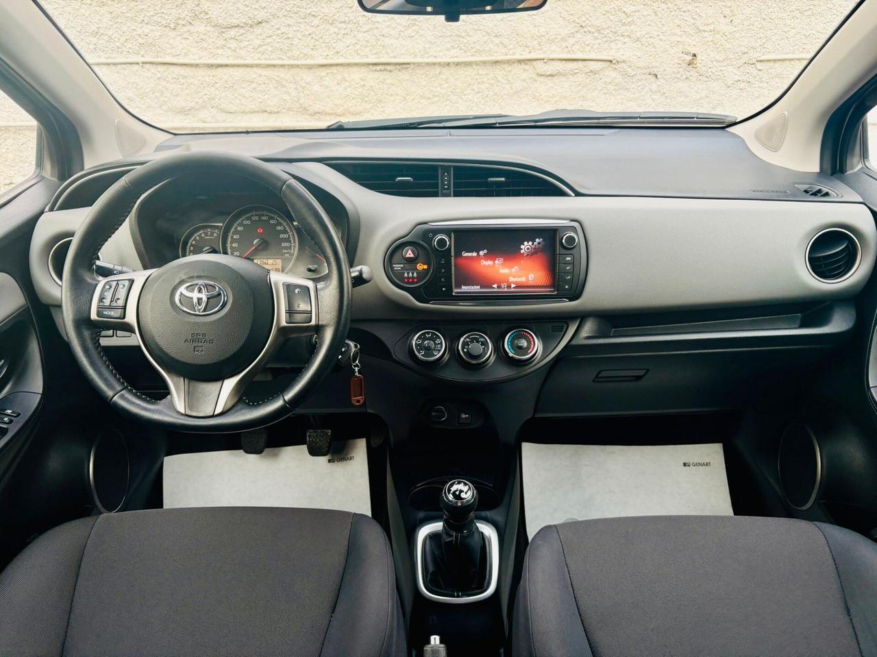 Toyota Yaris 1.0 5 porte Lounge