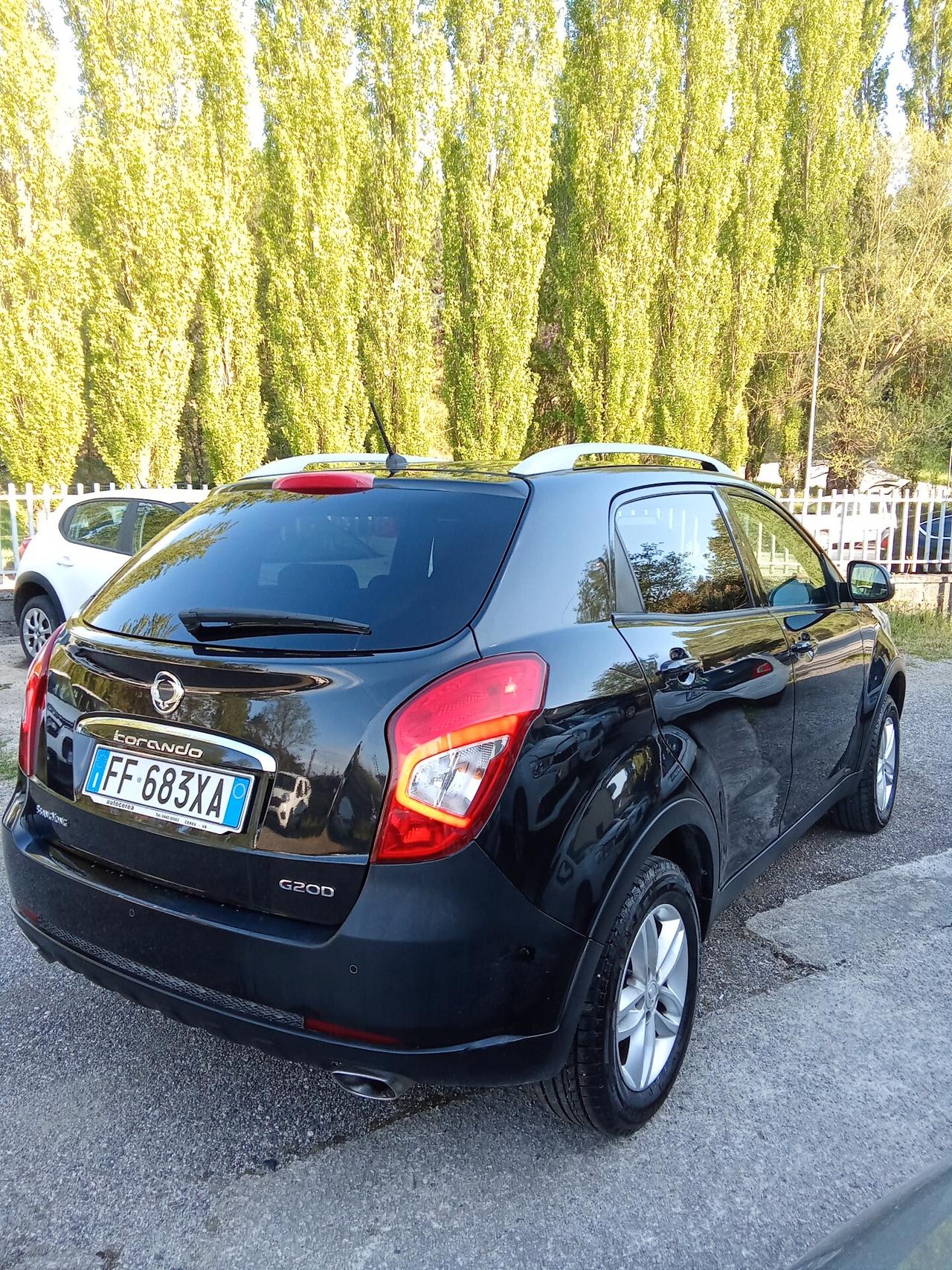 Ssangyong Korando 2.0 2WD GPL 016