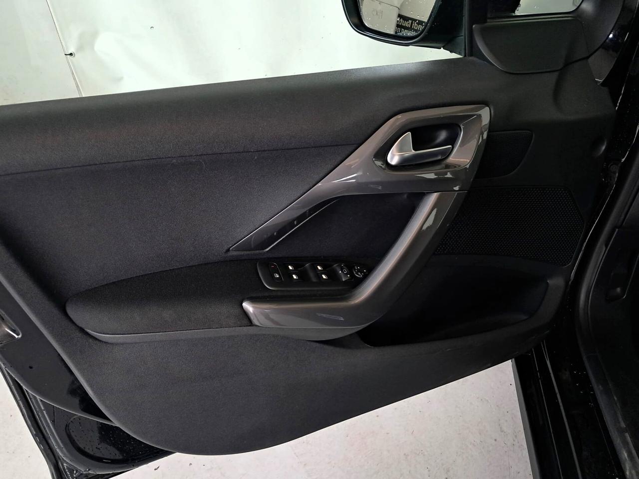 Peugeot 2008 PureTech 82 S&S Active