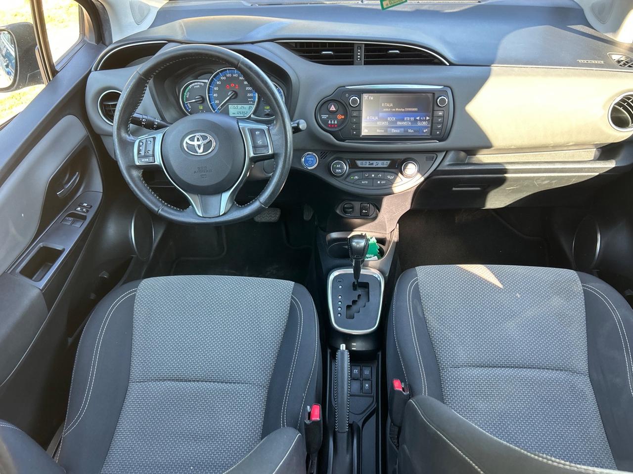 Toyota Yaris 1.5 Hybrid 5 porte Active neopatentati
