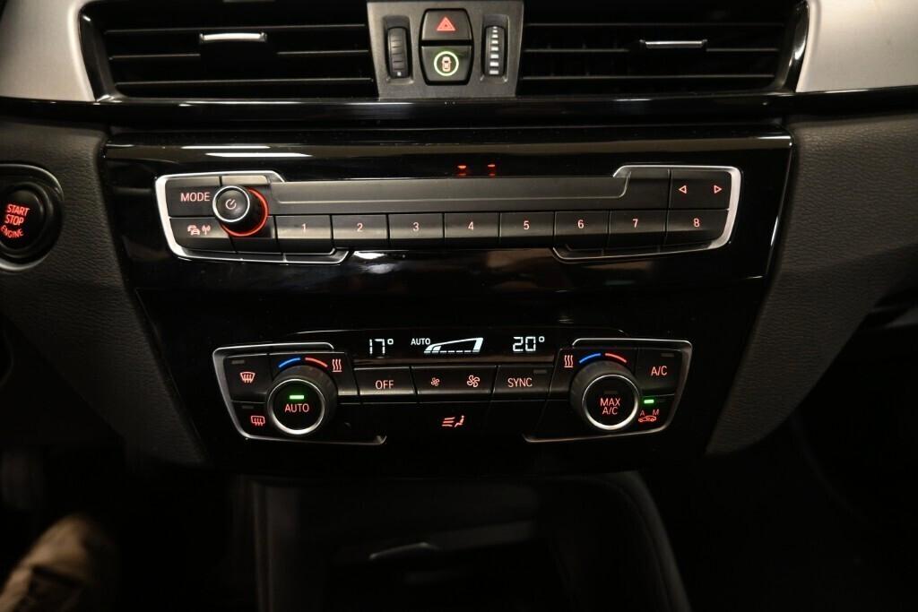 BMW X1 16D 115CV S-DRIVE 6M. BUSINESS ADVANTAGE ( FARI LED - NAVI - PARK ASSISTANT - TETTO PANORAMICO APR. )
