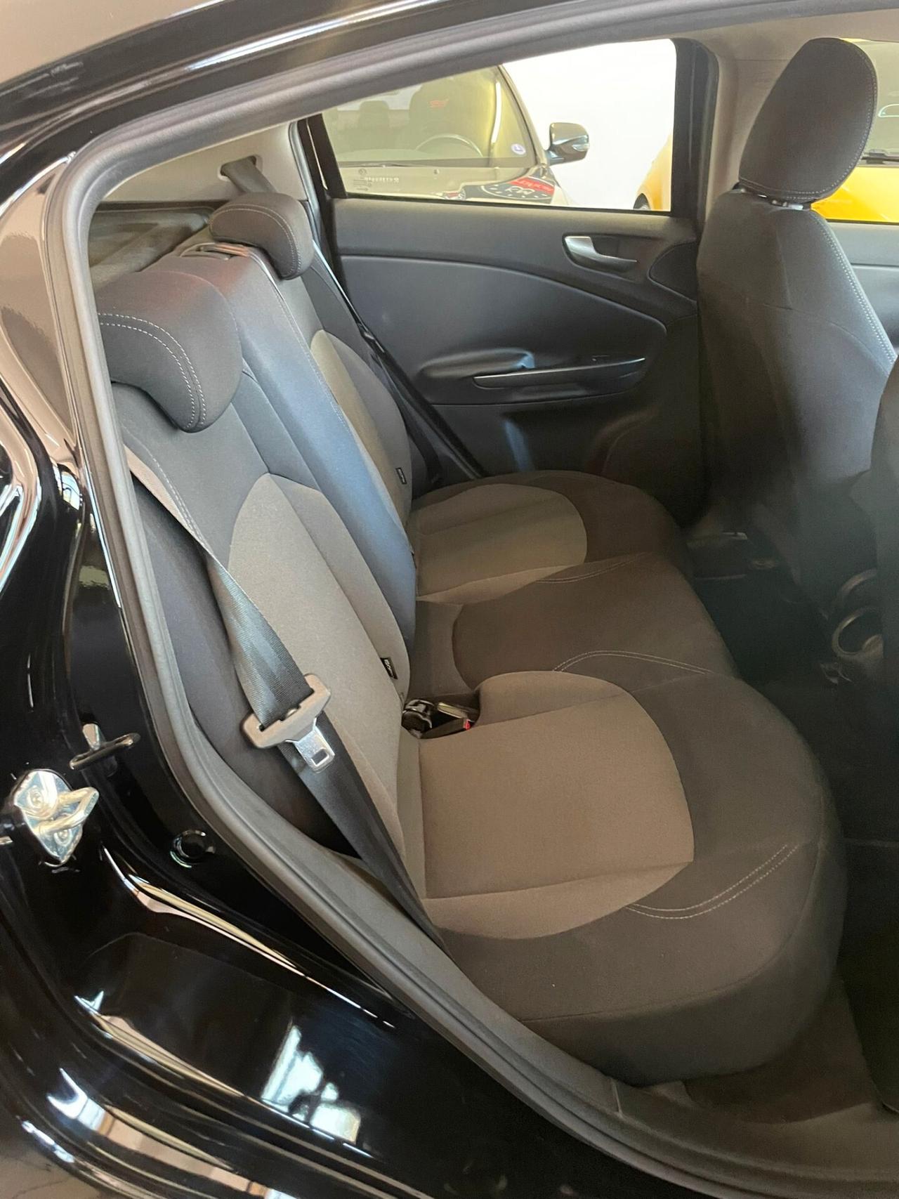 Alfa Romeo Giulietta 1.4 Turbo 105 CV DISTINCTIVE