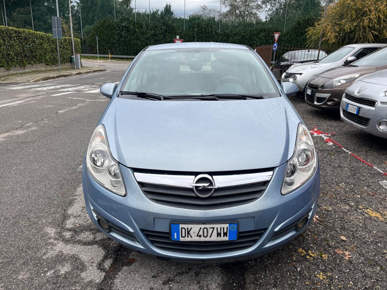 Opel Corsa 1.2 5 porte Club