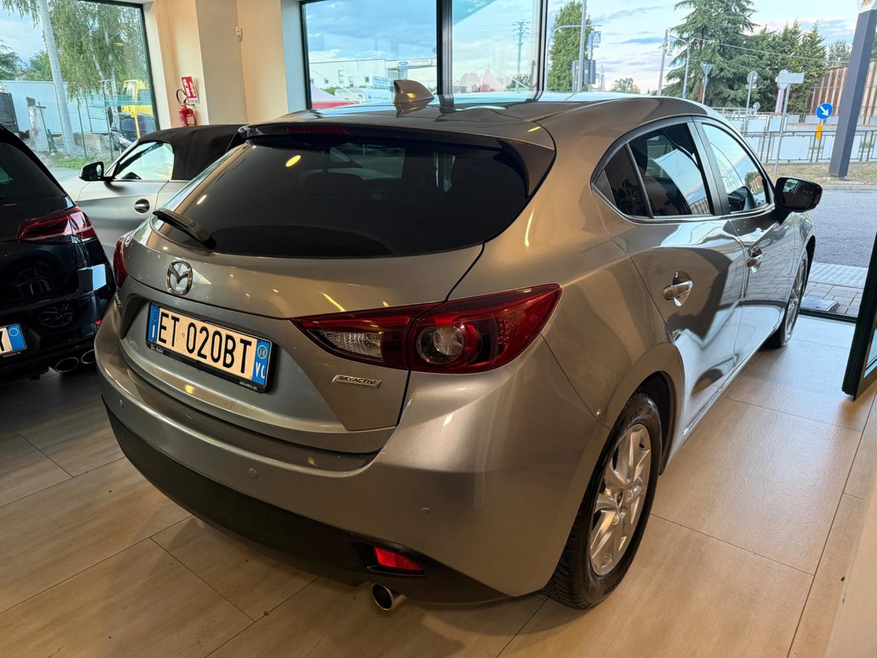 Mazda 3 Mazda3 1.5 Skyactiv-G Essence
