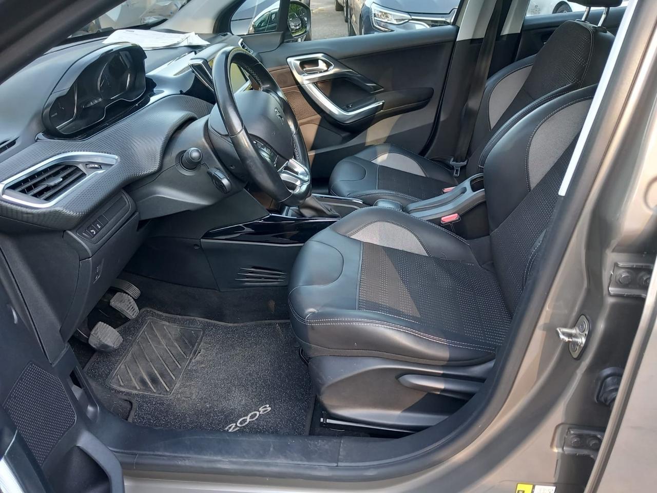 Peugeot 2008 PureTech 82 Allure
