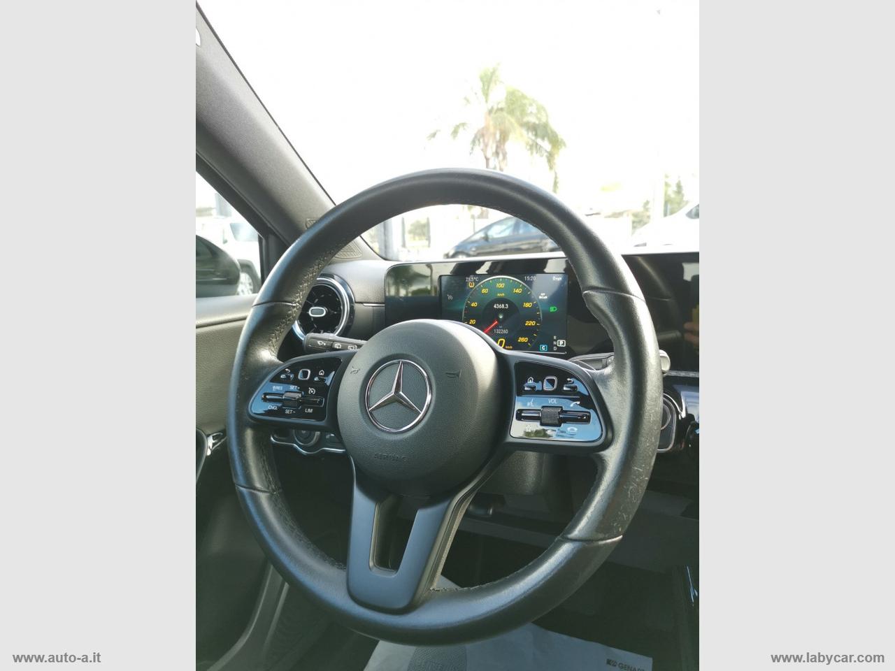 MERCEDES-BENZ A 180 d Automatic Business