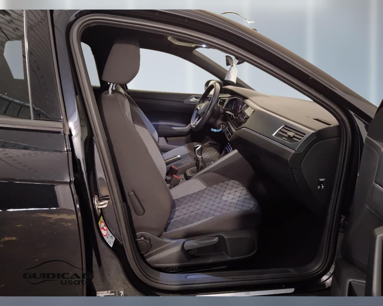VOLKSWAGEN Taigo - Taigo 1.0 tsi R-Line 110cv
