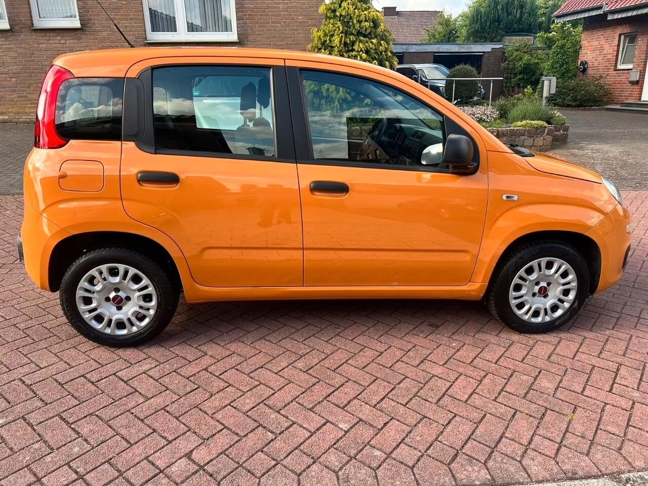 Fiat Panda 1.2 Lounge VARI COLORI