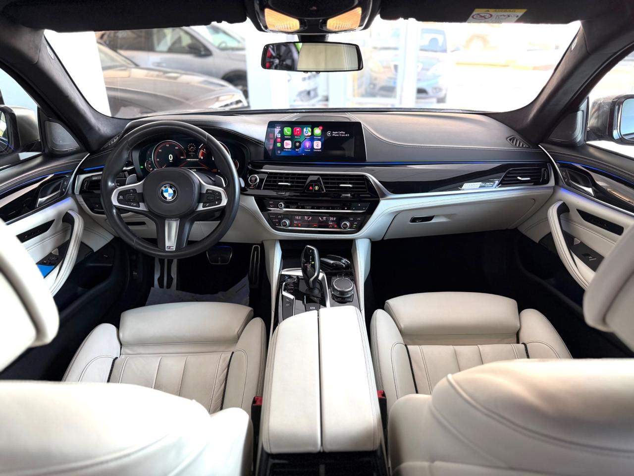Bmw M550d xDrive Frozen Black Edizione limitata