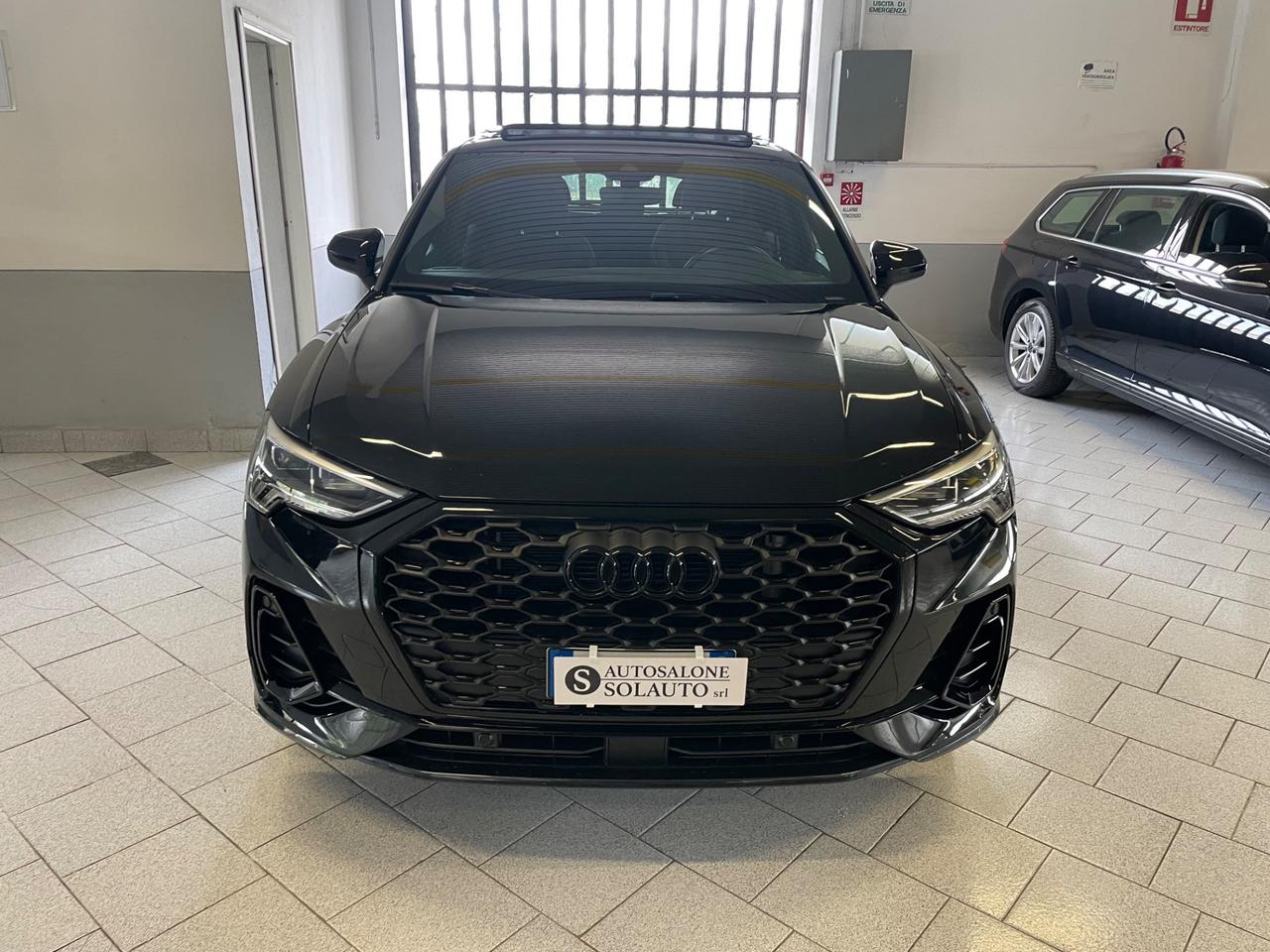 Audi Q3 Sportback 45 TFSI e S tronic Line Black Tetto