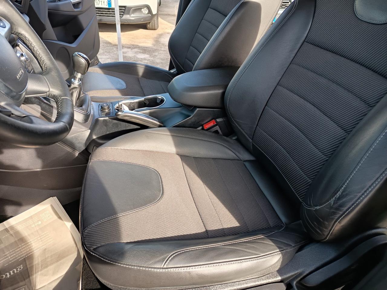 Ford Kuga 2.0 TDCI 120 CV S&S 2WD Titanium