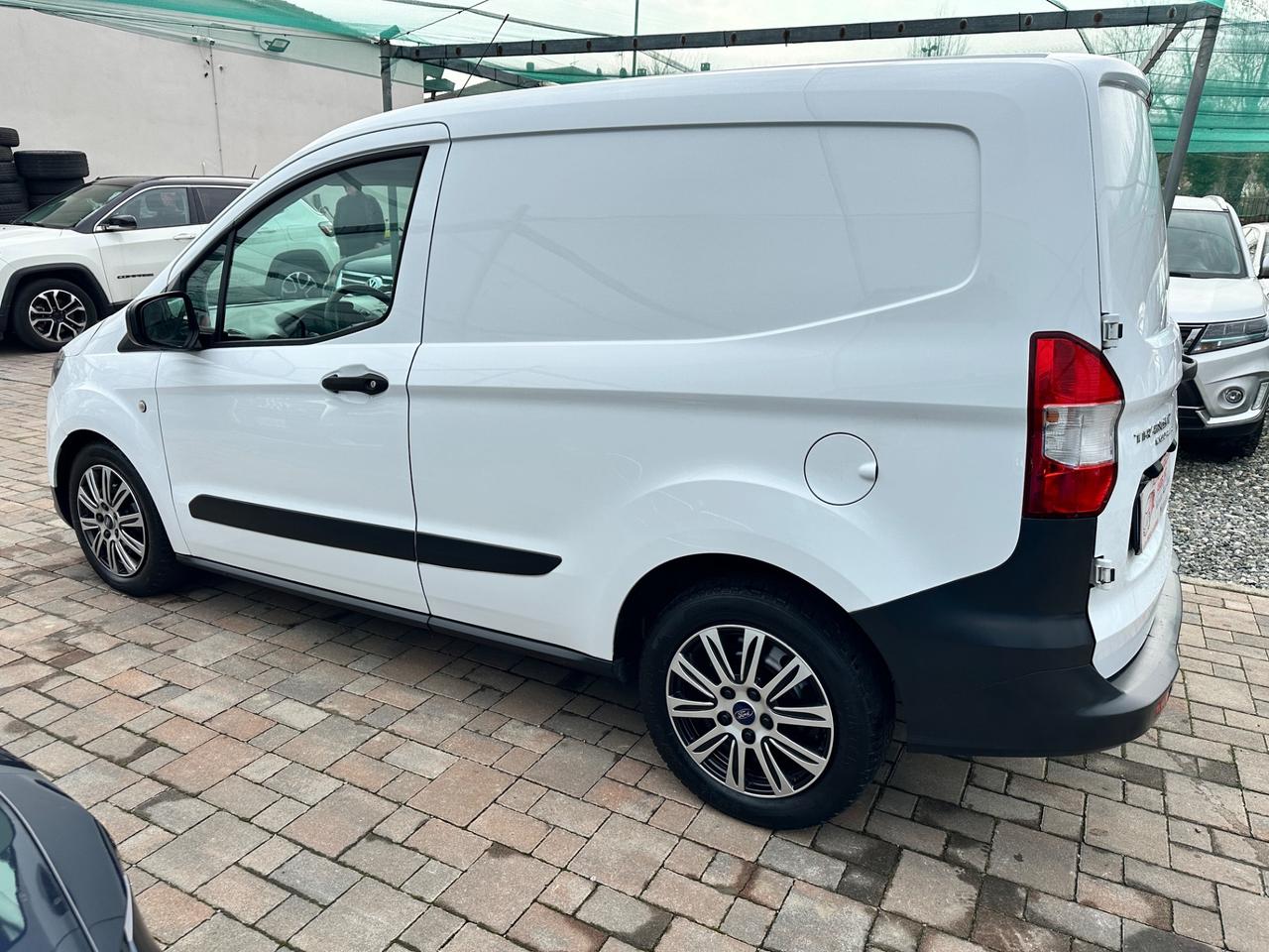 Ford Transit Courier 1.5 Diesel euro 6