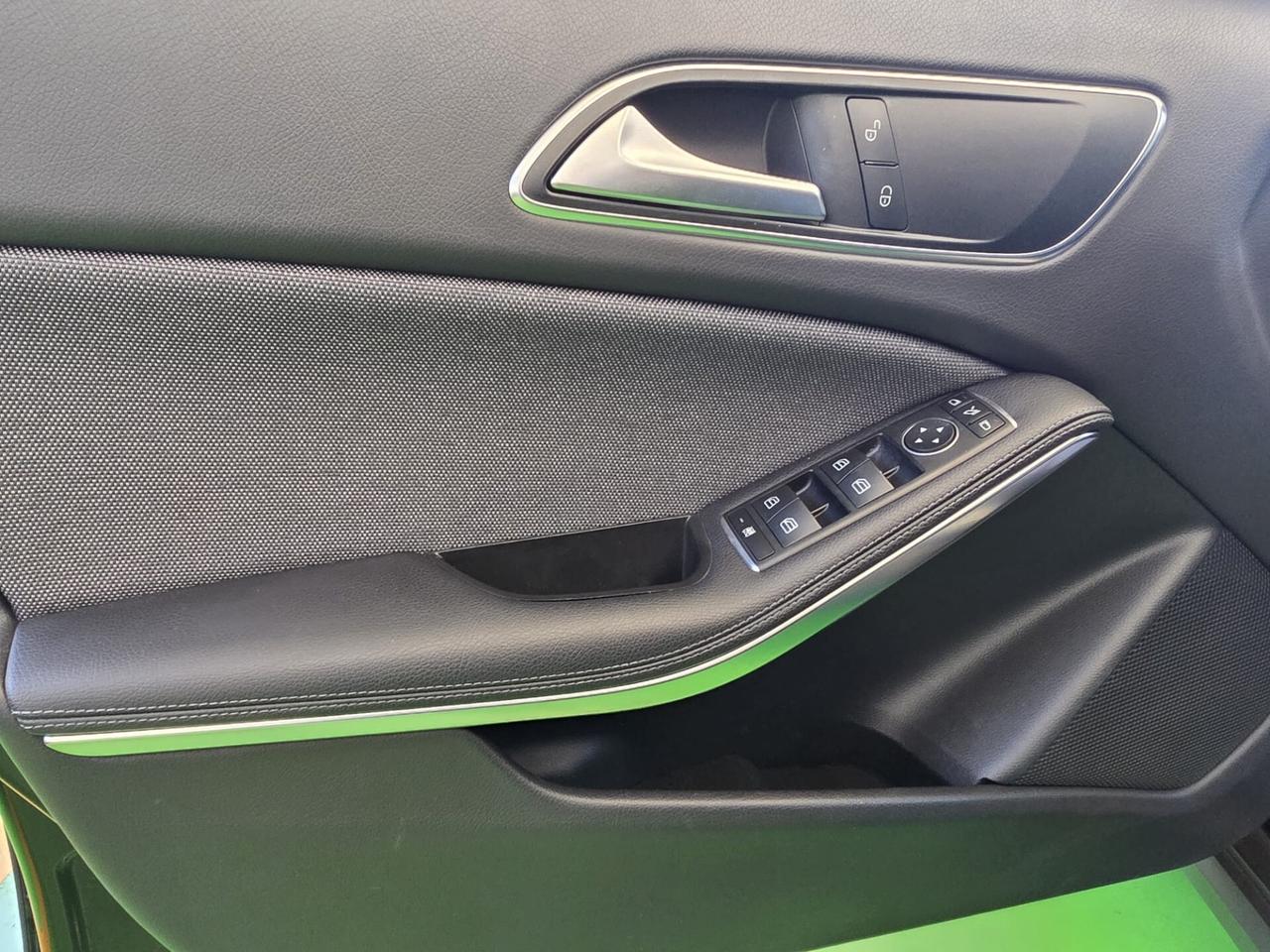 Mercedes-benz 1.5 CDi 180 CLA Premium