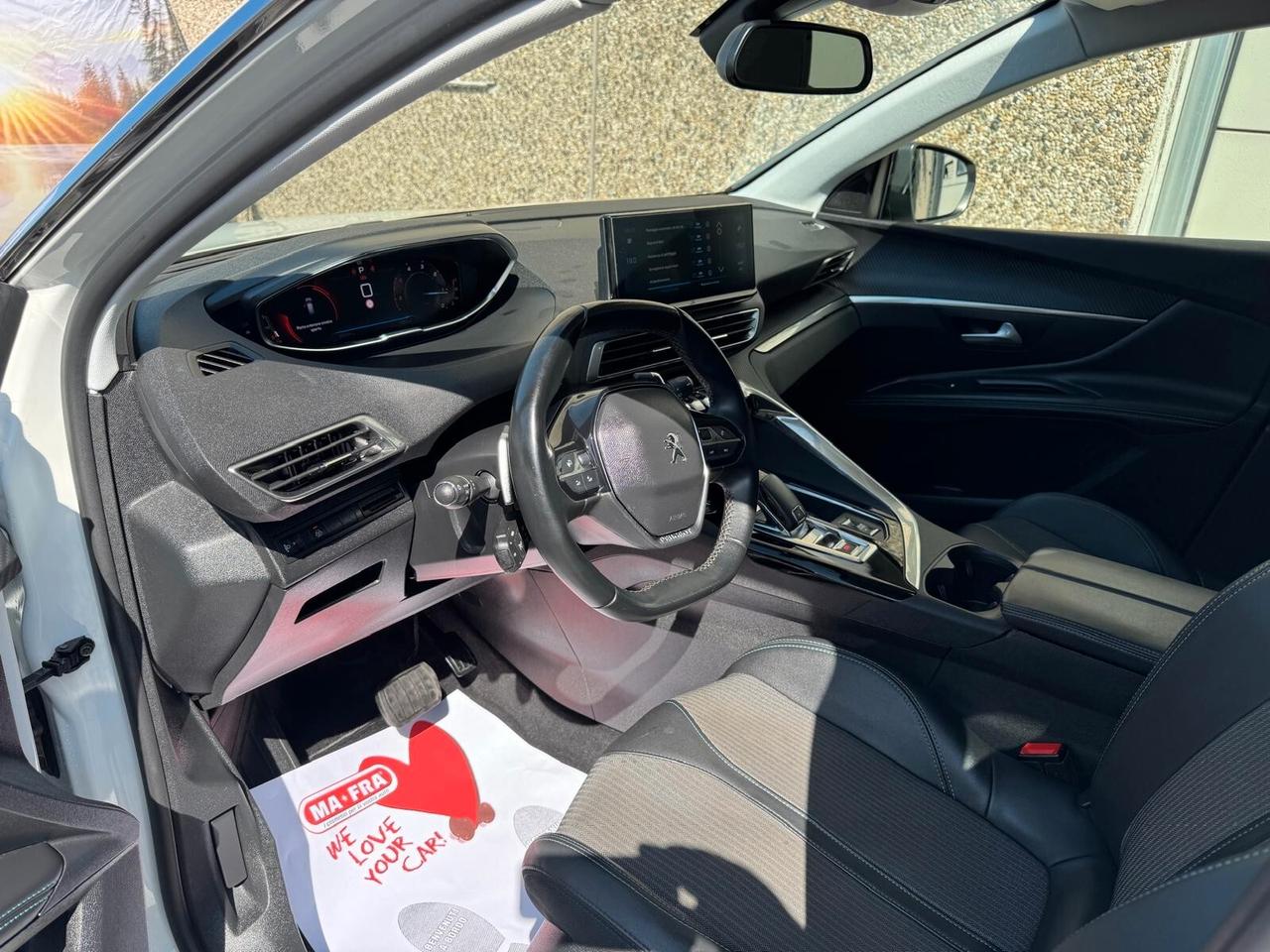 Peugeot 3008 BlueHDi 130 S&S EAT8 Allure