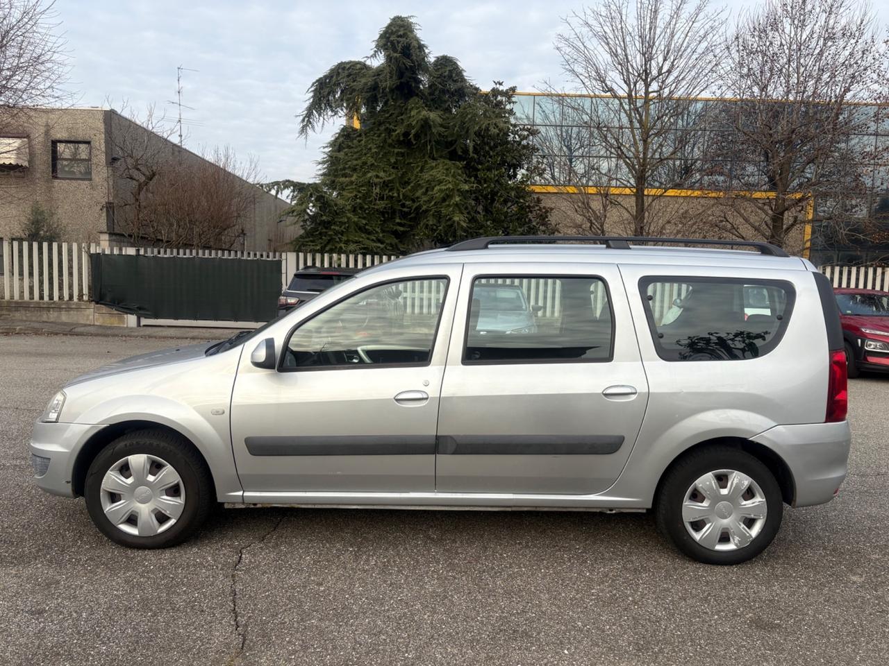 Dacia Logan 1.5 dCi 90CV 7 posti Euro5 2012