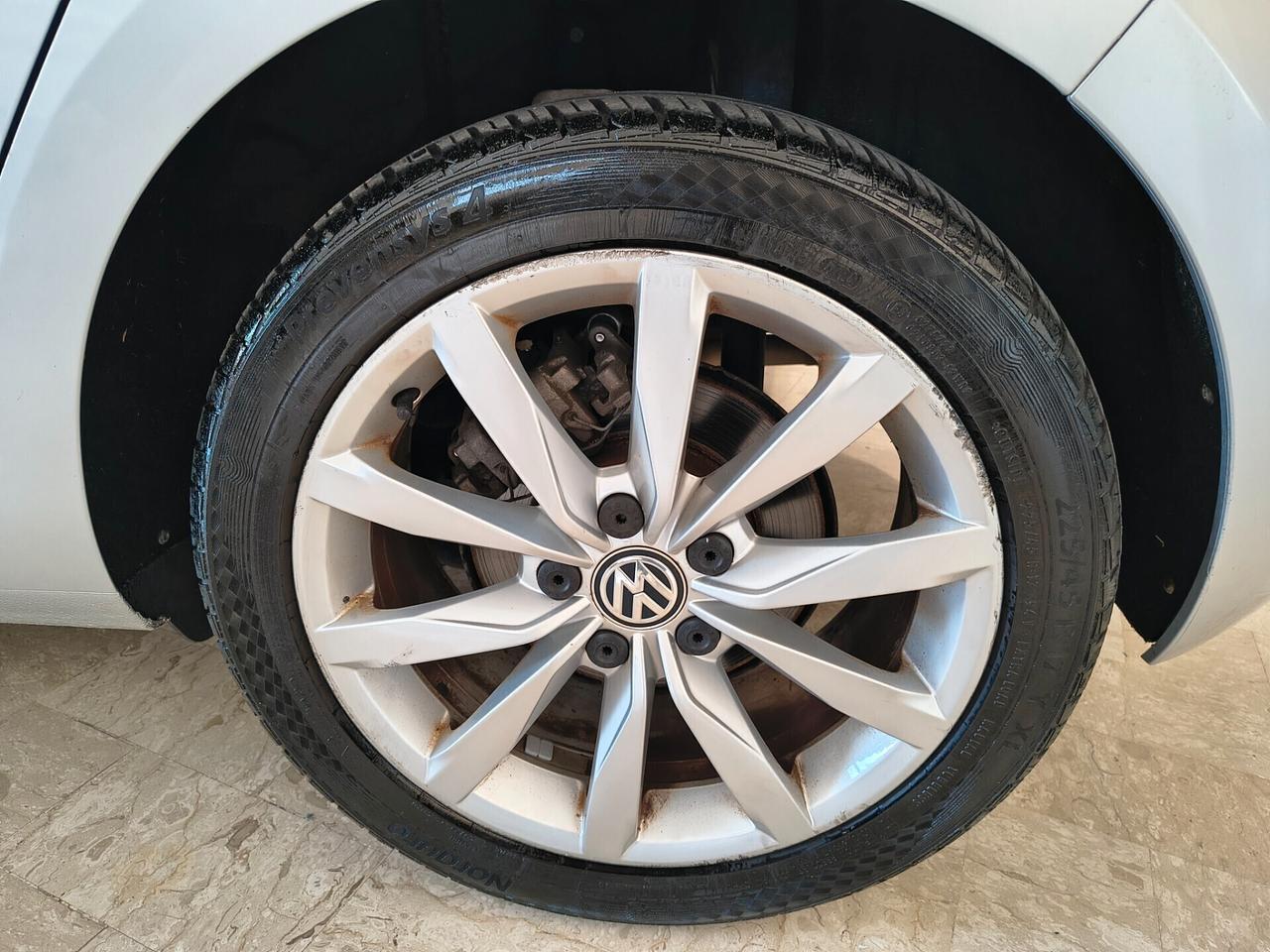 VOLKSWAGEN GOLF 1.6 TDI DSG 5P HIGHLINE