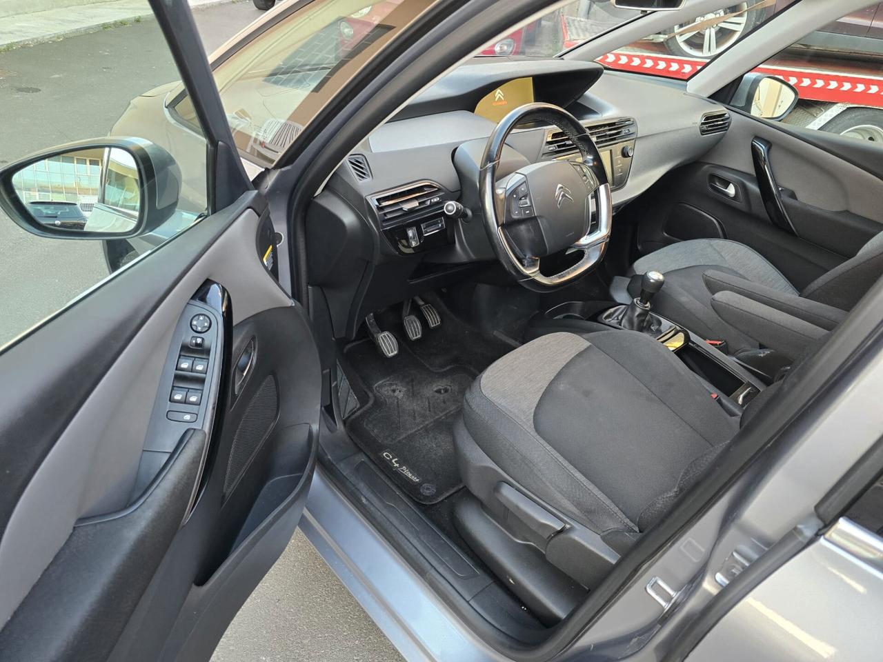 Citroen C4 Picasso BlueHDi 120 S&S Shine possibilita garanzia 12 mesi perfetta