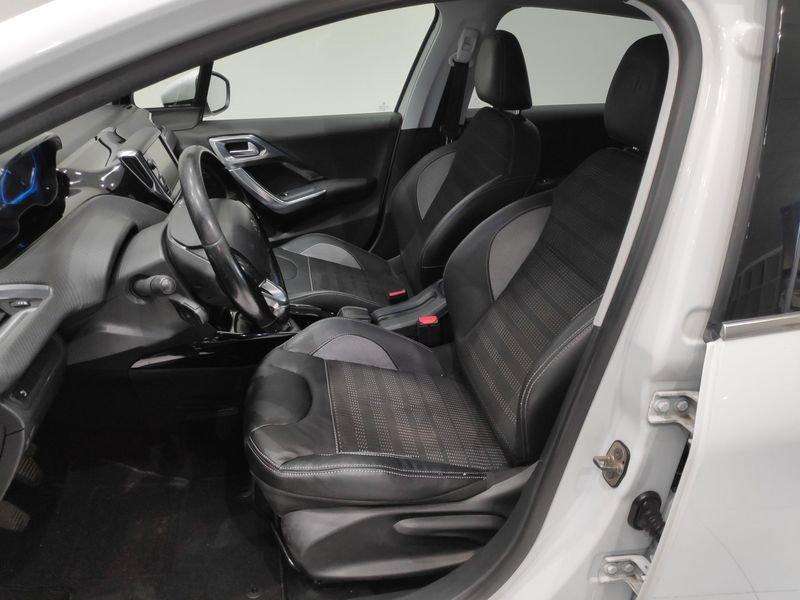 Peugeot 2008 BlueHDi 100 Allure*DIESEL*