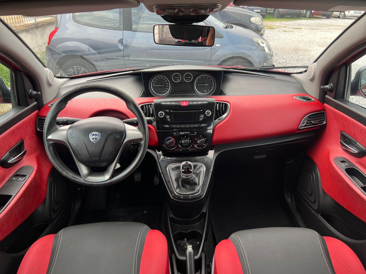 Lancia Ypsilon 1.2 OK Neopatentati