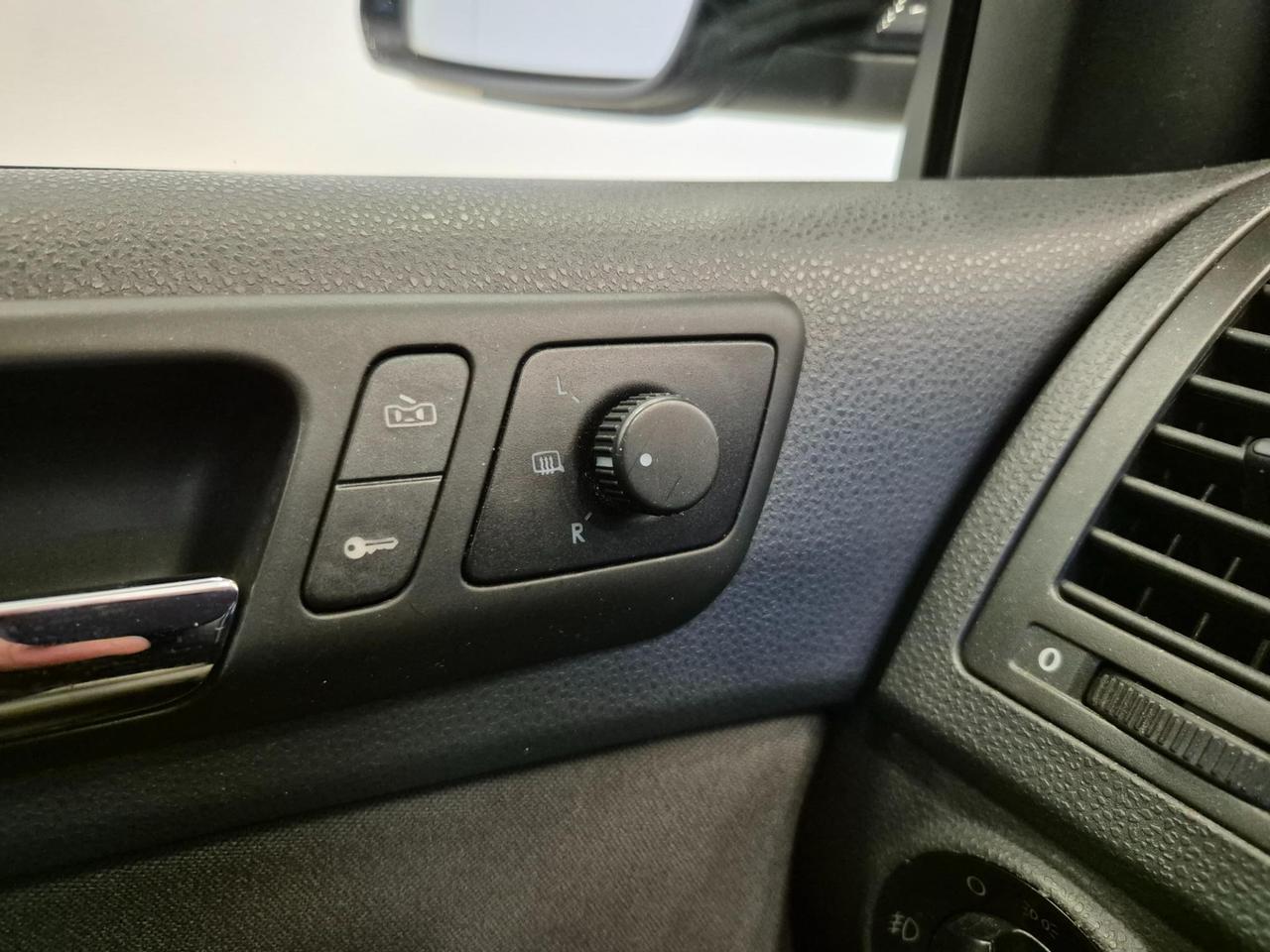 Volkswagen Polo 5p 1.4 Comfortline - NEOPATENTATI - UNIPROPRIETARIO - Clima