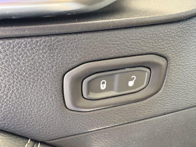 JEEP Wrangler Unlimited 2.2 Mjt II Sahara TETTO/CABRIO 6-DTEMP