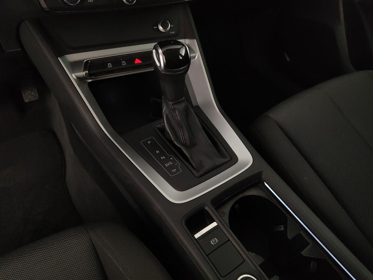 Audi Q3 35 TDI S tronic Business Advanced