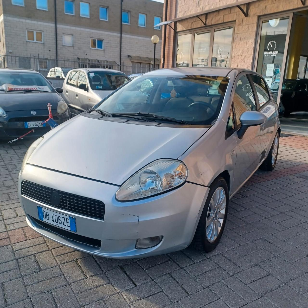 CONSUMI IRRISORI GRANDE PUNTO 1.3 MJTD NEOPATENTATI