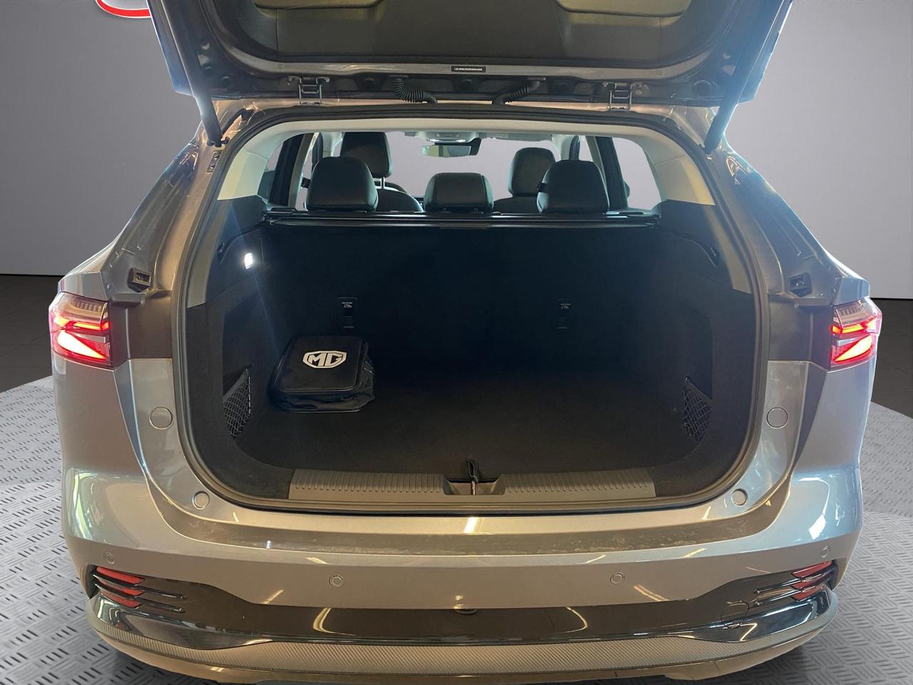 Mg HS NEW 1.5 phev Luxury