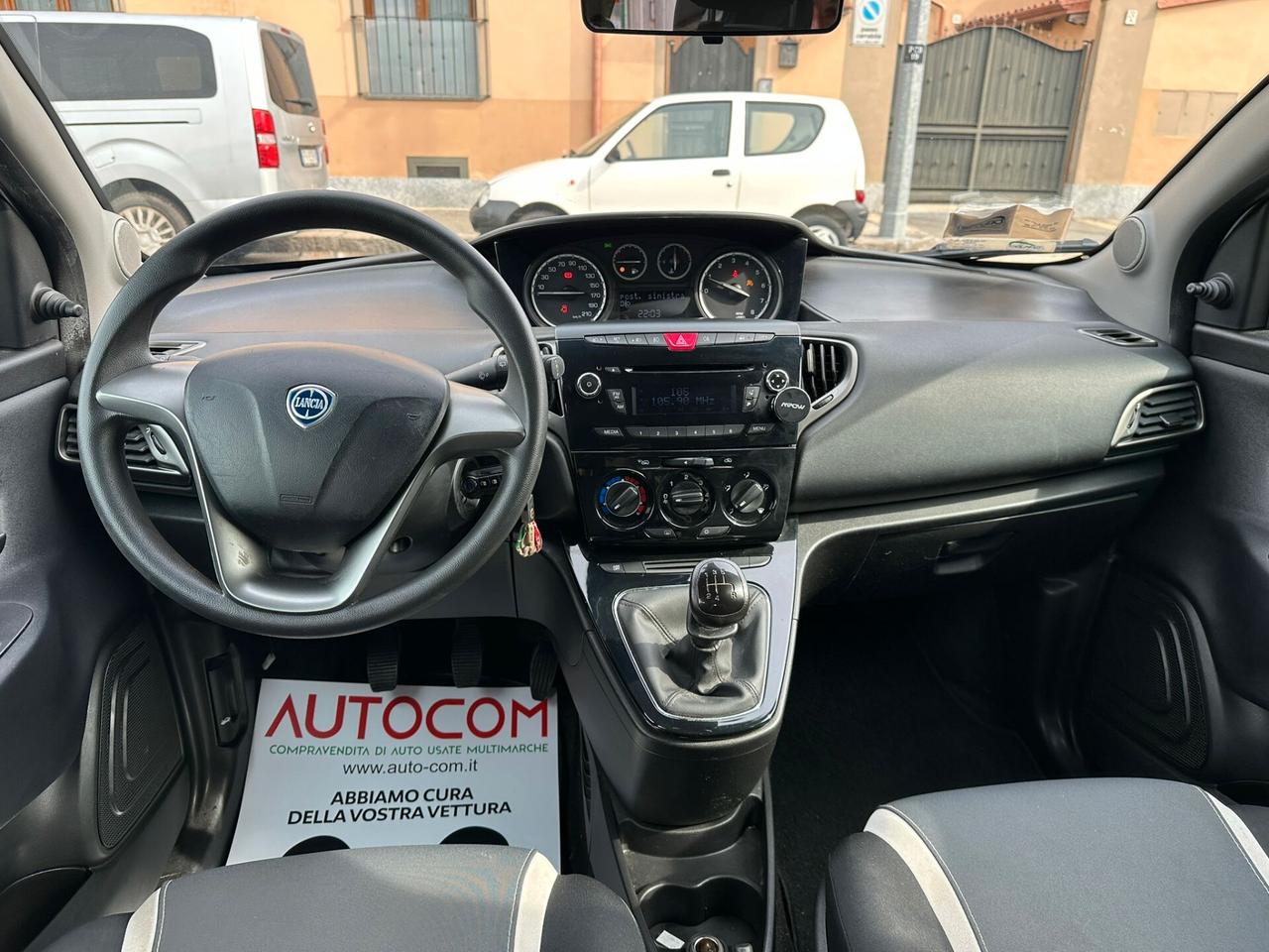 Lancia Ypsilon 1.2 69 CV 5 porte Elefantino