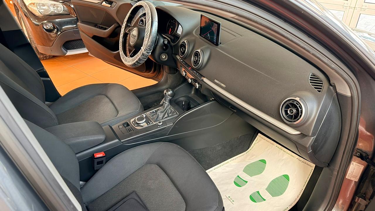 Audi A3 SPB 1.6 TDI S tronic Business