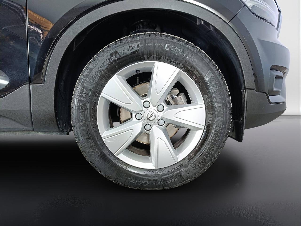 VOLVO XC40 - XC40 2.0 d3