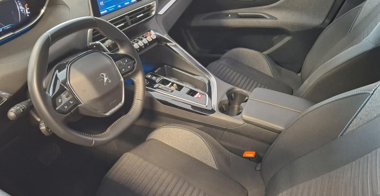 Peugeot 3008 1.5diesel 130cv automatica full optional