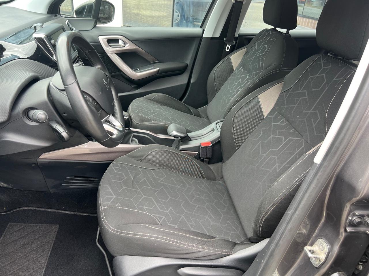 Peugeot 2008 top
