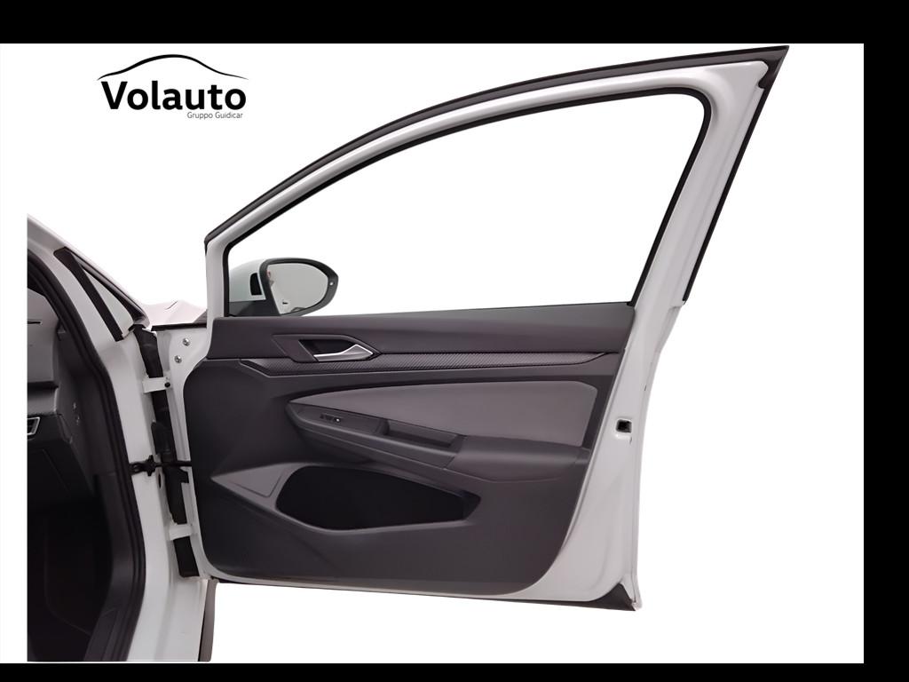 VOLKSWAGEN Golf VIII 2020 - Golf 1.5 etsi evo R-Line 130cv dsg