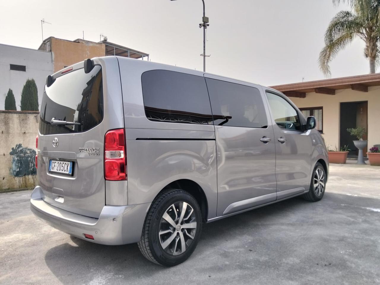 Toyota Proace Verso 2.0D 180cv Luxury 2021