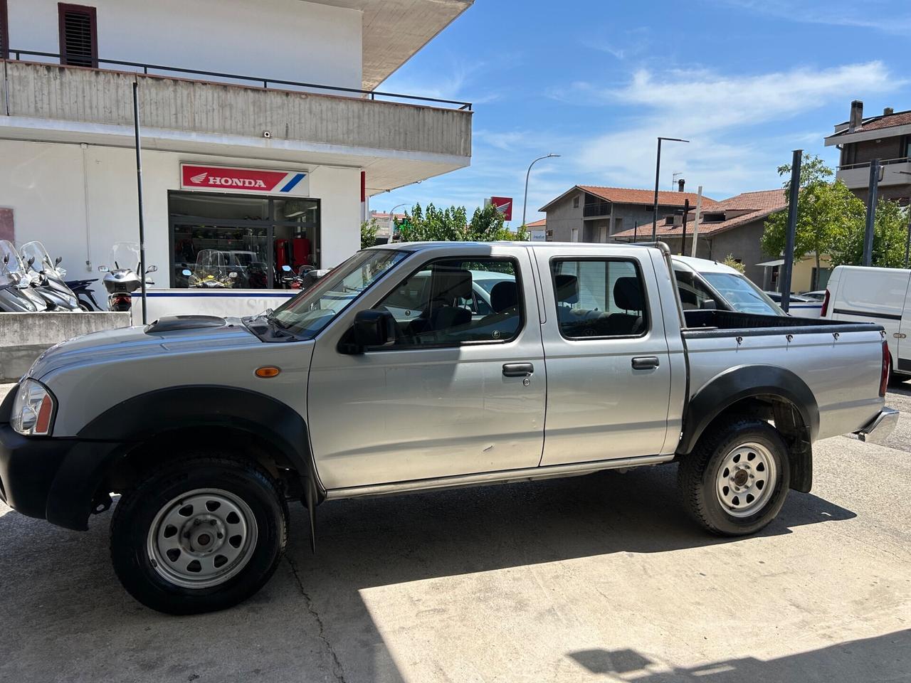 Nissan NP300 2.5 tdi PIck-UP Doppia Cabina