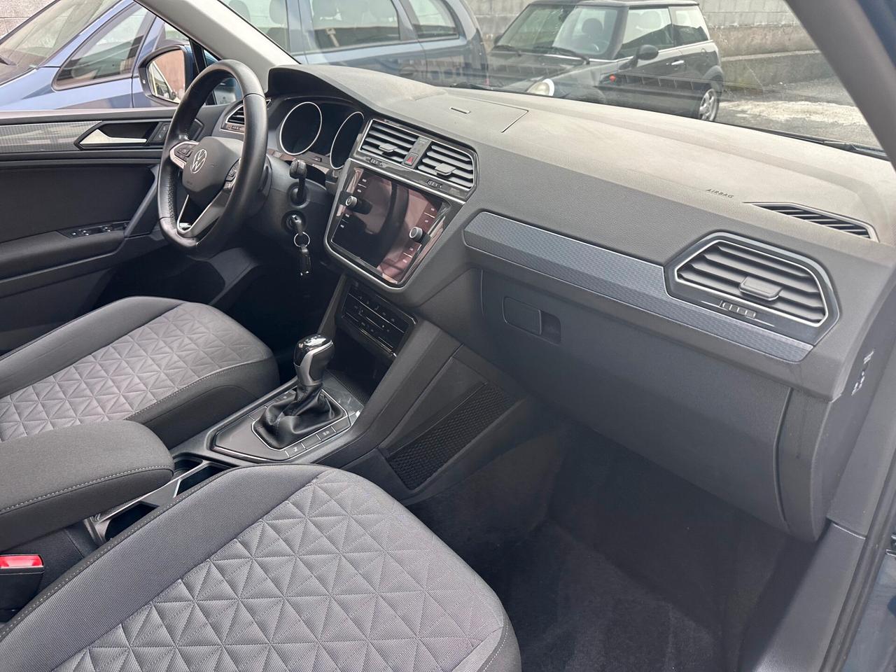 Volkswagen Tiguan 2.0 TDI 150 CV SCR DSG Elegance