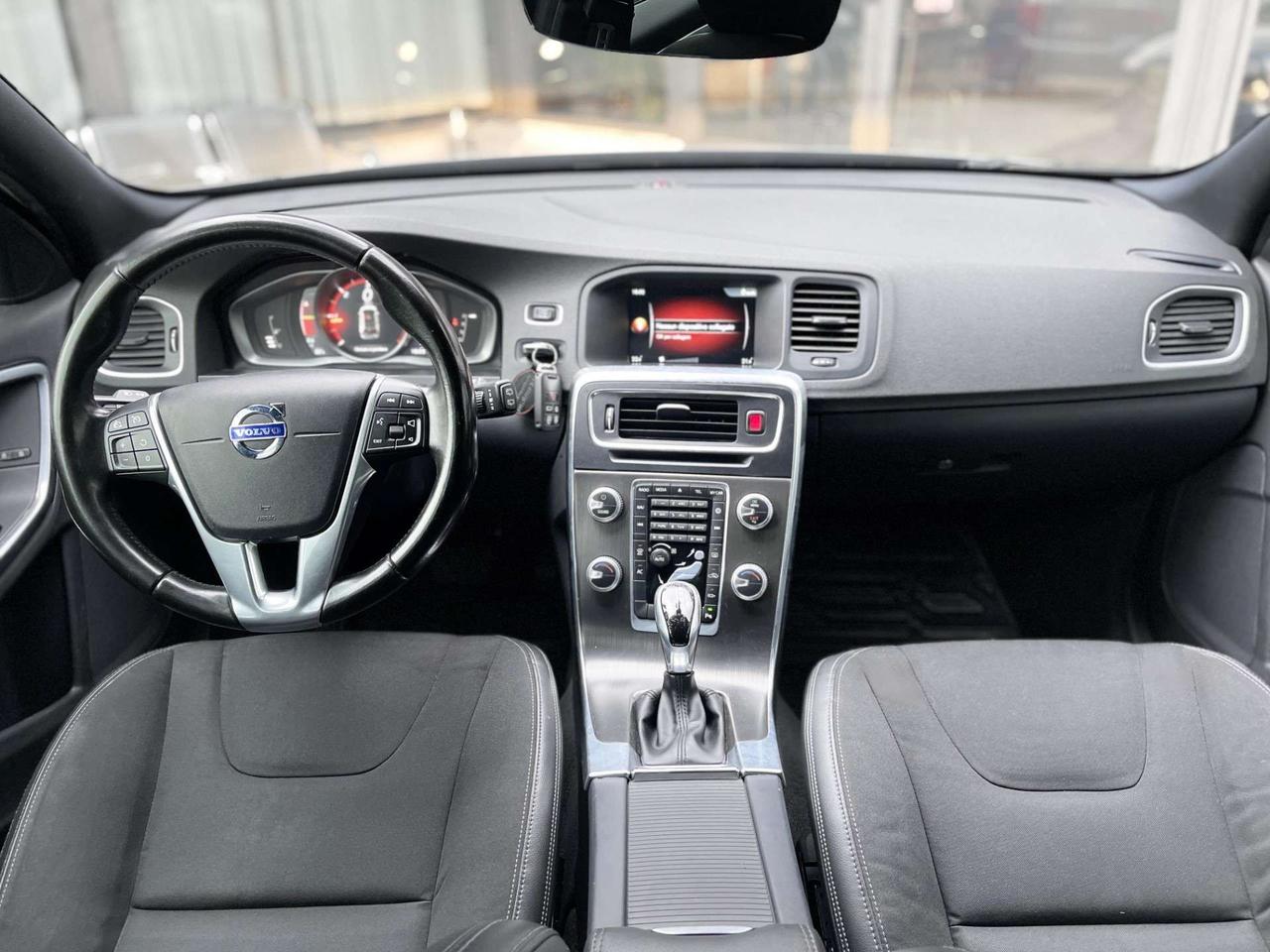 Volvo V60 Cross Country 2.0 Diesel 150CV E6 - 2016