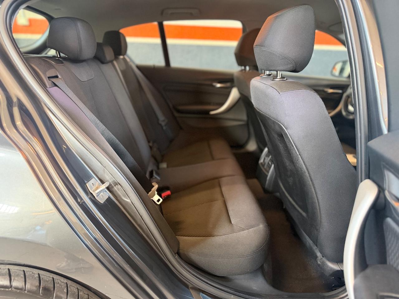 Bmw 116 116d 5p. Sport AUTOMATICO NEOPATENTATI