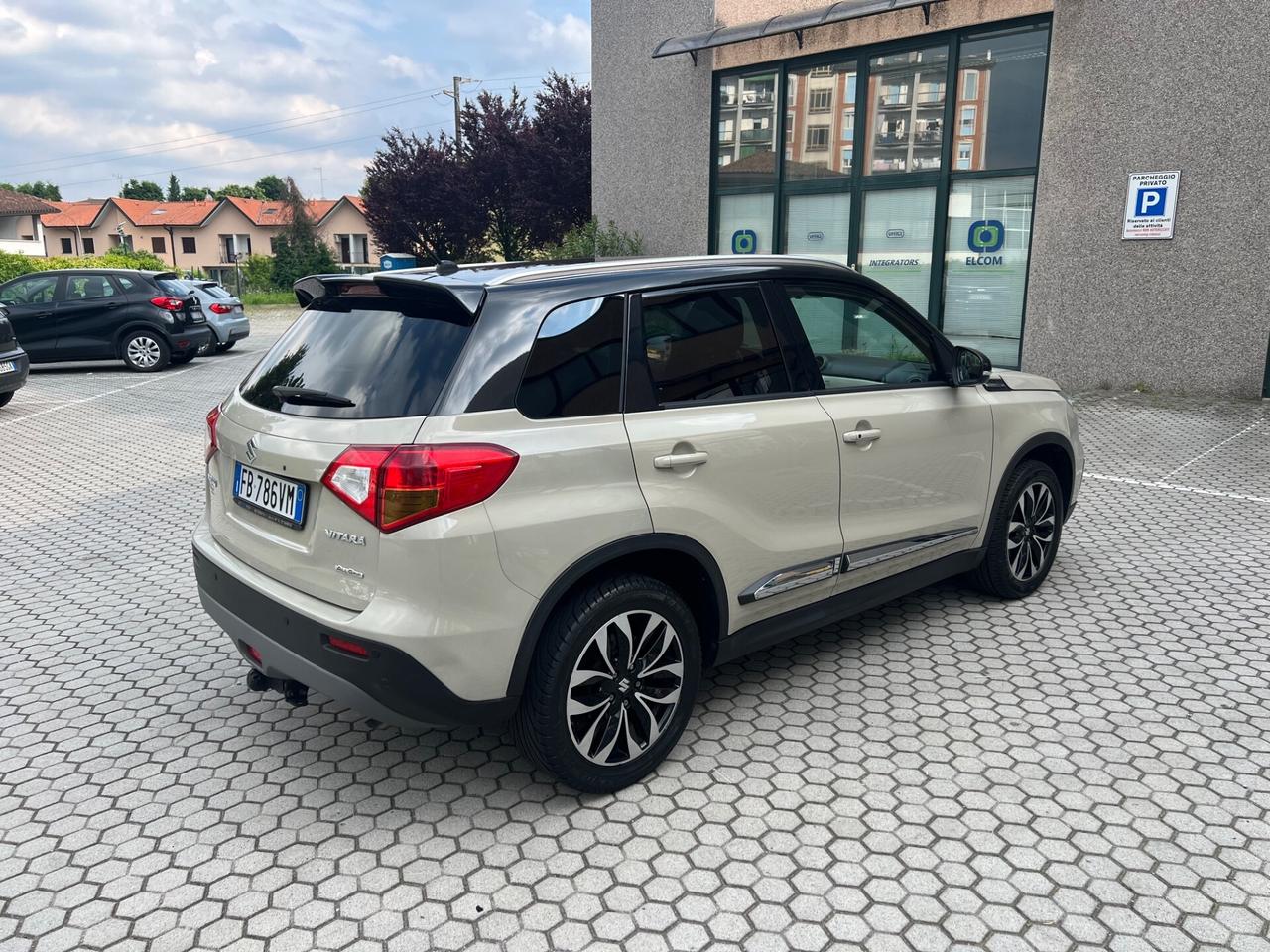 Suzuki Vitara 1.6 DDiS 4WD AllGrip DCT V-Top*GANCIO TRAINO