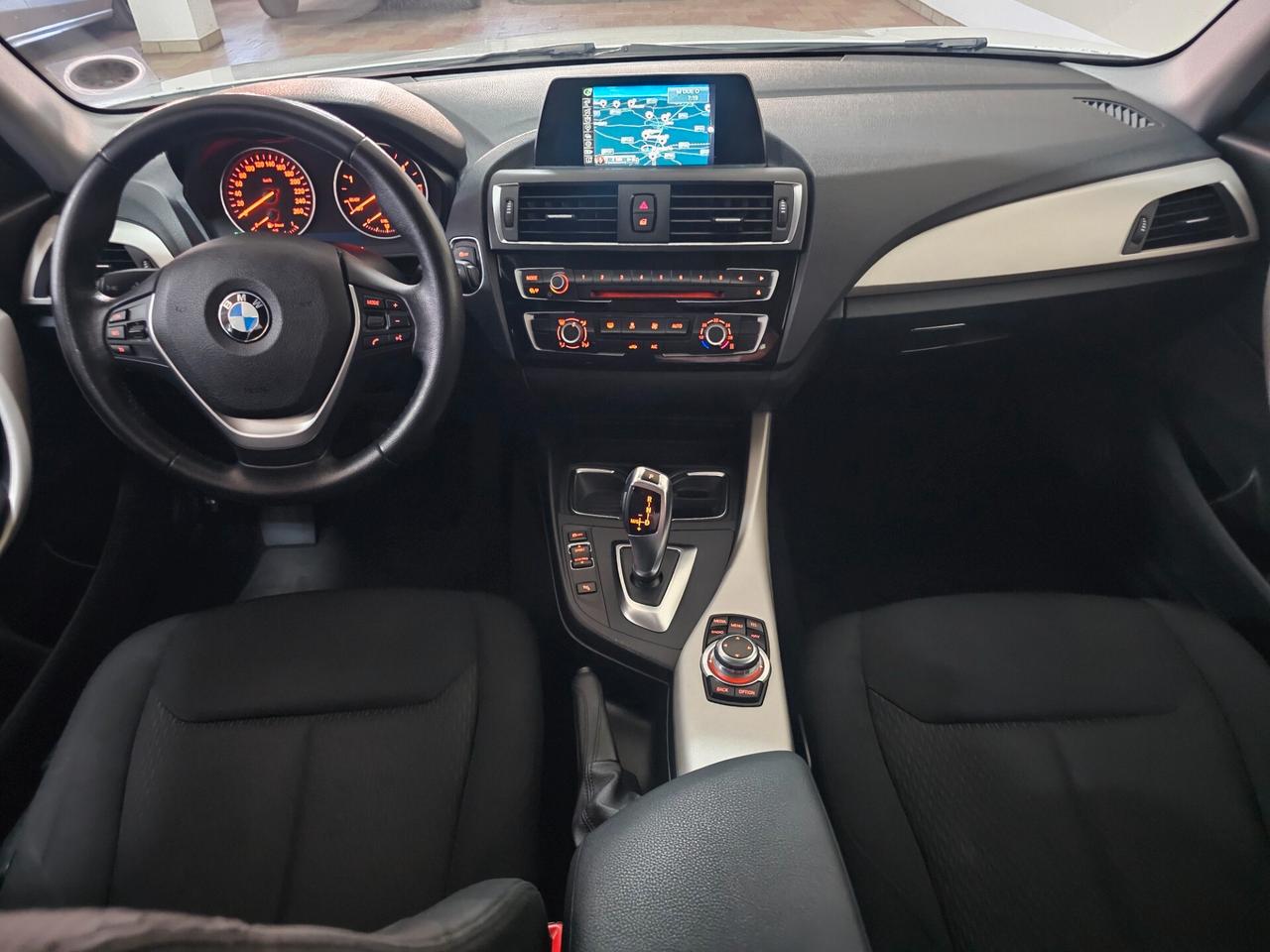 Bmw 116 116d 5p. Urban